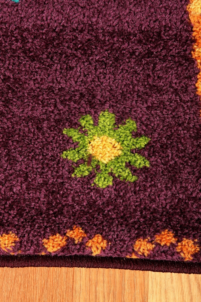 Funky Giraffe a violet