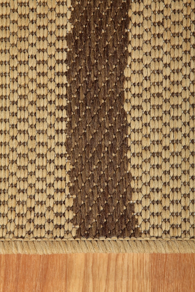 Nile 5605 J84 D